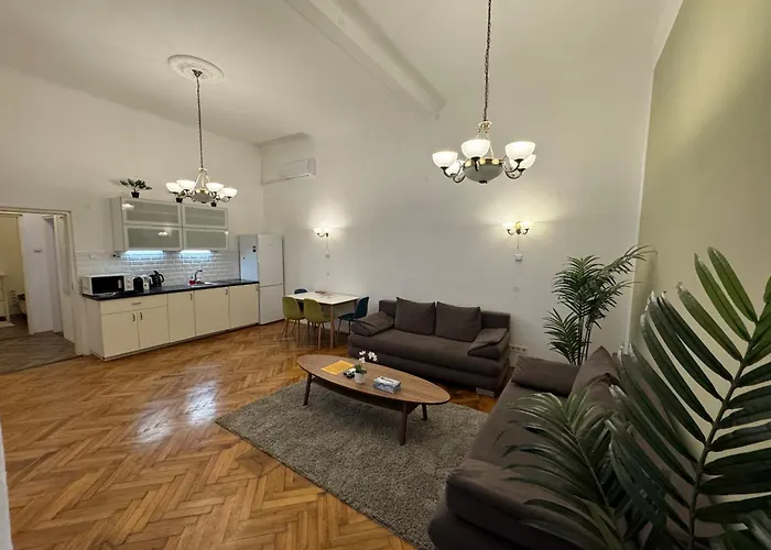Exceptional Apartment In City Center